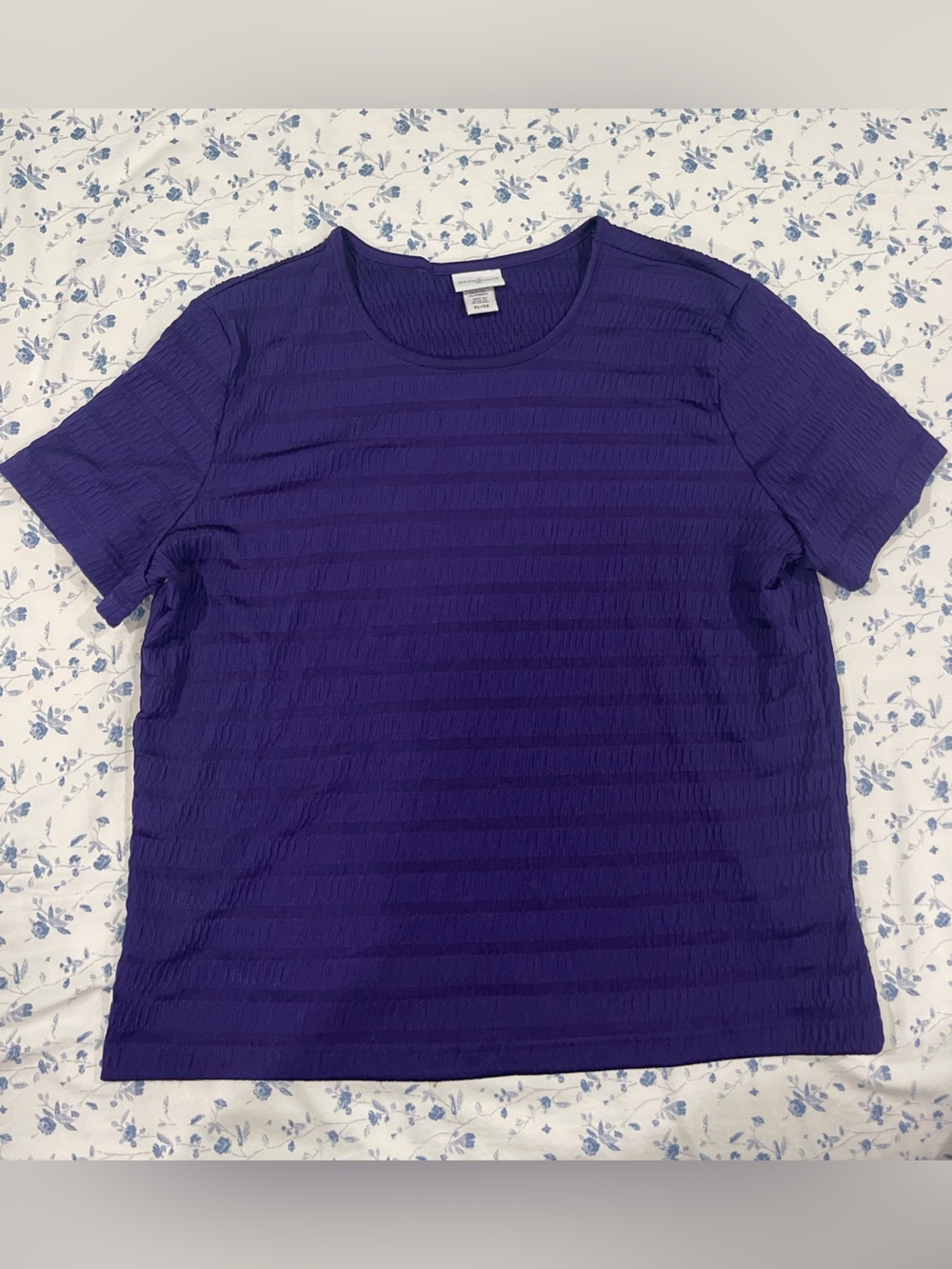 Jaclyn Smith Violet Textured Short Sleeve Tee